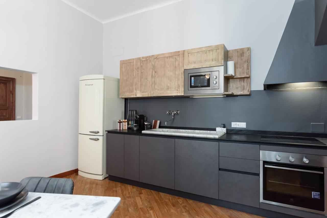 Ferienwohnung Esclusivo 130 Mq + Terrazzo Via San Vincenzo Genua Exterior foto
